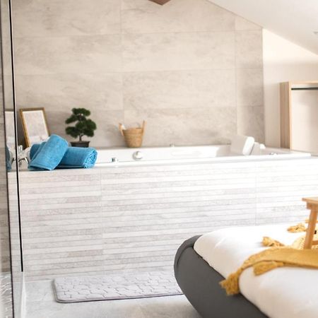 Lova Spa Saint-Etienne Экстерьер фото